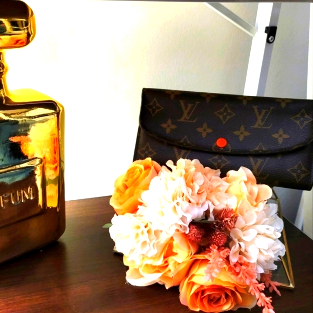 Louis Vuitton monogram Emilie wallet